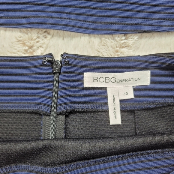 BCBGeneration Navy Combo Black Boxy Top Size M/L Ruffle Skirt Size 10 Set - Picture 8 of 13